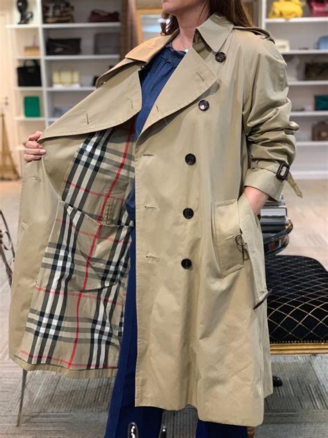 raincoat burberry sale|Burberry trench coats outlet.